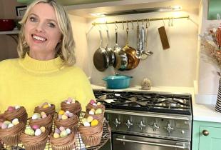Juliet Sear Easter cupcakes