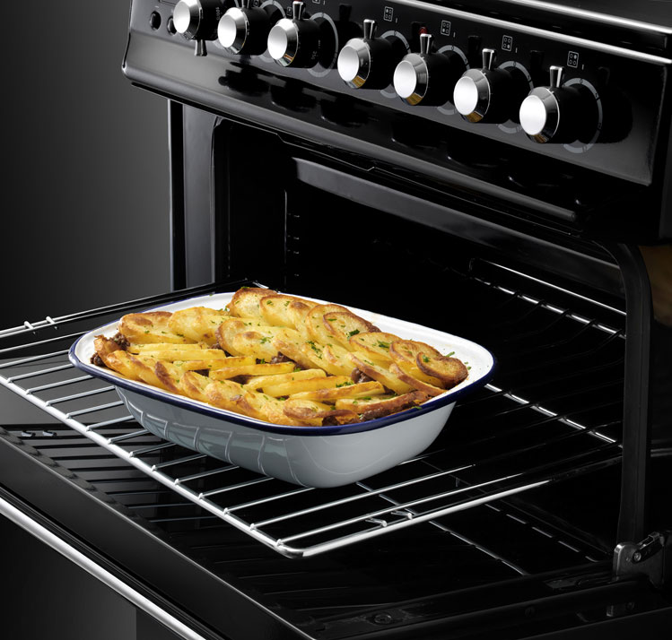 Beefy mince topped with sliced potatoes