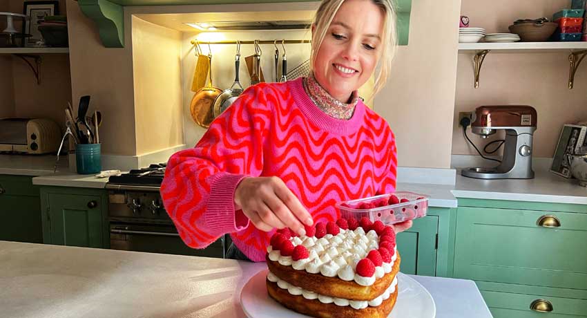 juliet sear valentine bake