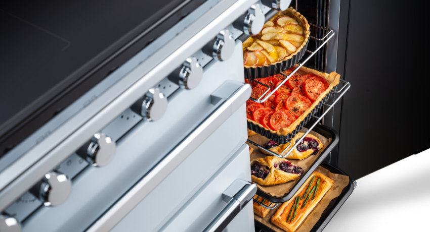 Estel Deluxe 90 in Misty Blue with Chrome trim