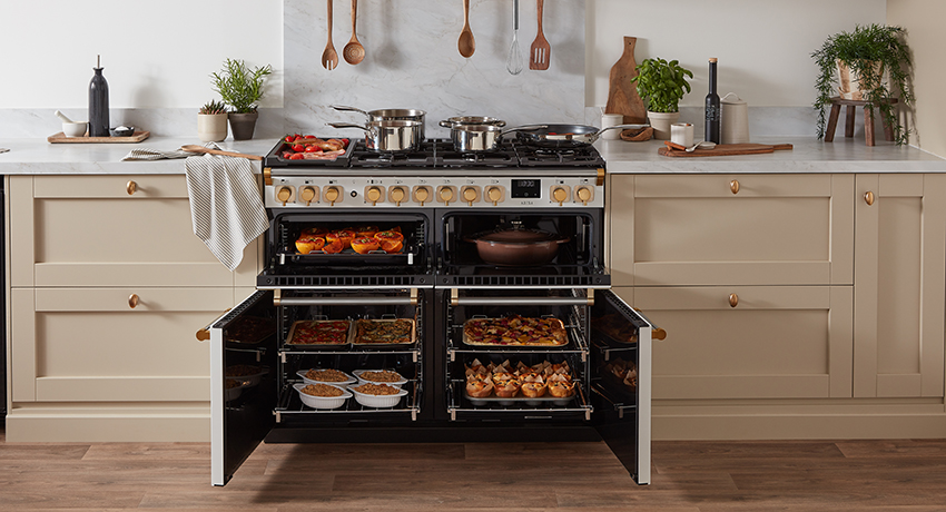 Rangemaster Arina 110cm in White with Antique Brass trim