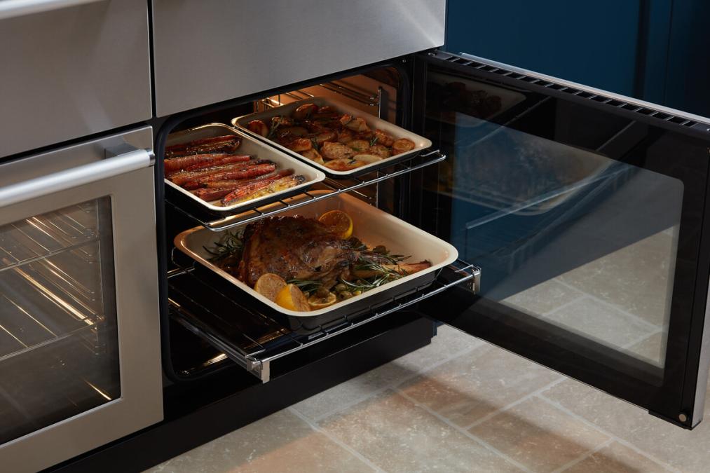 Nexus 110 Induction Charcoal Black with Chrome trim | RANGEMASTER