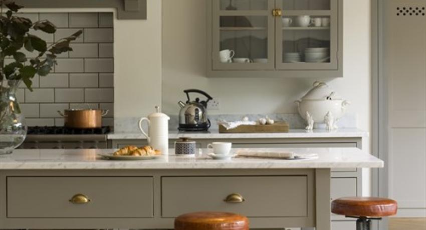 IDEAS FOR OPEN PLAN LIVING